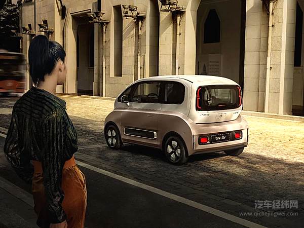 2023款 KiWi EV 斩获 2022 世界智能驾驶挑战赛“双料冠军”
