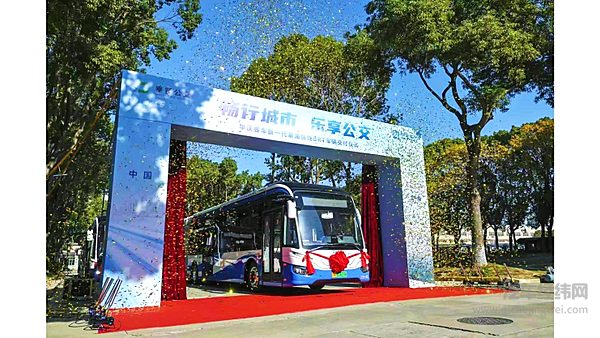 上汽集团将迎来第一亿位用户！上汽商用车五大品牌共筑荣耀、“亿路同行”