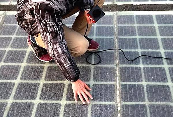 世界首条光伏高速公路建成通车！电动汽车福利来了！