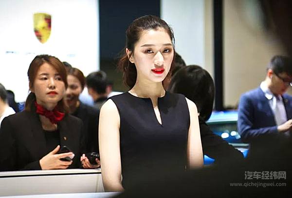 一个品牌一个姑娘，进来看你更钟意哪个？林肯这妹子稳了！