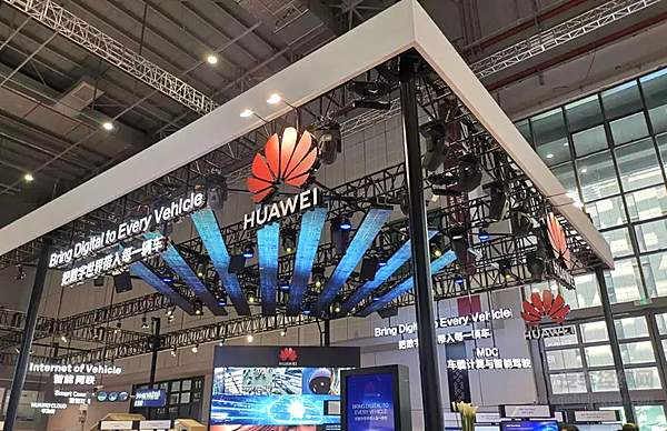 中国车市2019：引“狼”入室 扬帆出海