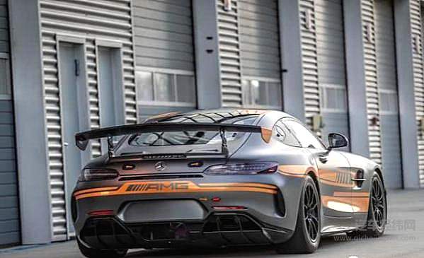 梅赛德斯-AMG GT4新款发布 赛道猛兽能否再续辉煌？