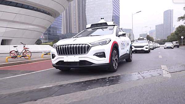 百度一周内市值暴涨百亿美元 Apollo拿下加州全无人驾驶牌照