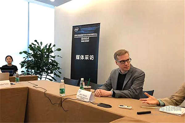 英特尔无人车：重振PC时代雄风