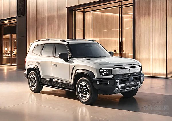 9成通勤1成越野 深蓝G318才是家庭用户的全能 SUV？