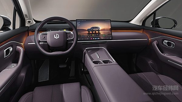 家用中大型SUV二选一 阿尔法T7与零跑C16谁更划算？