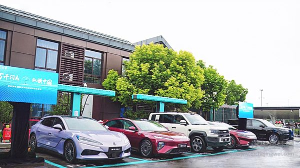 9月新车扎堆上市 中国车市正从 “价格竞争” 向 “技术竞争”转型？