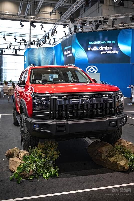 上汽商用车登陆汉诺威 IAA 皮卡、重卡、无人车首秀亮出全品类商用车矩阵