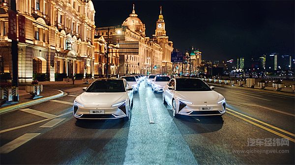 纯电中大型轿车二选一 阿维塔12靠华为智己L7靠什么？