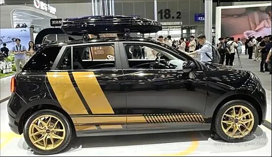 产品力可圈可点！江淮钇为3黑凤梨款能不能和对手“刚”一把？