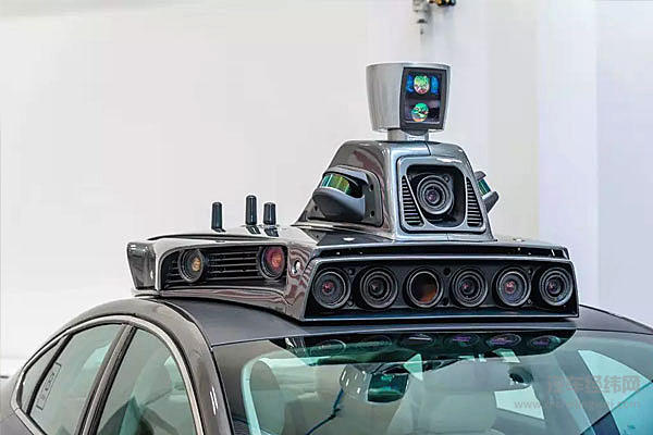 Uber自动驾驶车“小心”归来