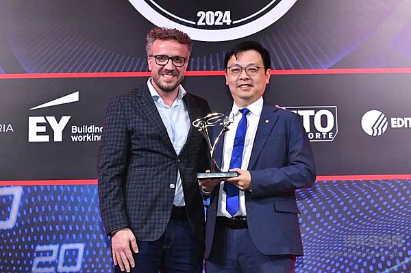 比亚迪海豚荣膺2024年《AutoEsporte》年度汽车大奖
