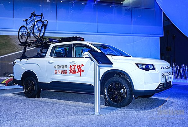 2026款雷达金刚EV全维升级，创富金刚370km布局经济型皮卡市场