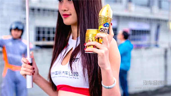 在多弯起伏的赛道上比拼，奥迪、保时捷、兰博基尼哪辆最强？