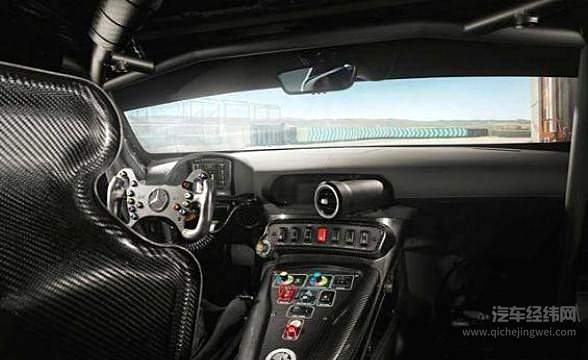 梅赛德斯-AMG GT4新款发布 赛道猛兽能否再续辉煌？
