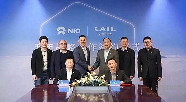 锂矿返利计划出炉 宁德时代提前锁定大客户的策略将有何影响？
