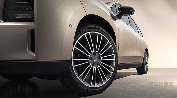 家用中大型SUV二选一 阿尔法T7与零跑C16谁更划算？